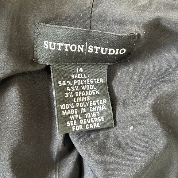 Sutton Studio Jacket - Picture 3 of 3